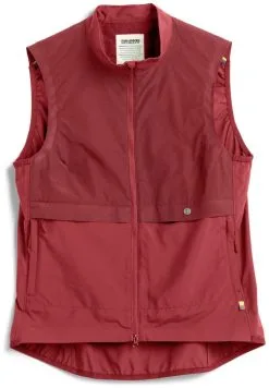 Fjallraven S-F Adventure Vest Women's -Peak Performance Butik fjallraven s f adventure vest women s pomegranate red 0 1 1